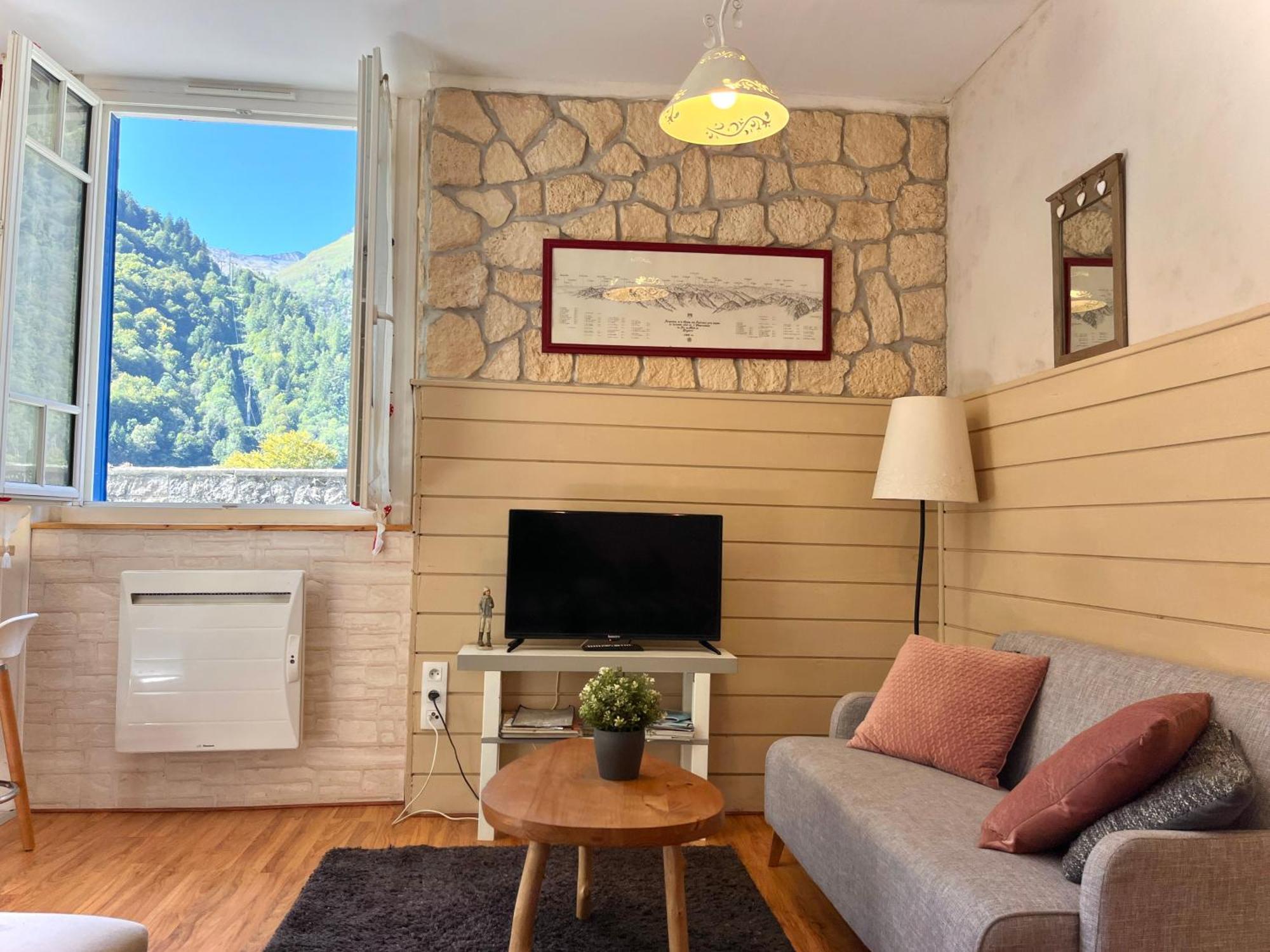 Apartment Avec Jardin, 2pers, Centre-ville
